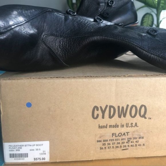 Brand new CYDWOQ Float Black leather boots size 39.5, in box. - Picture 5 of 5